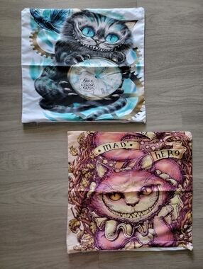 Alice in Wonderland Cheshire Cat Pillow Cover- Teal & Pink